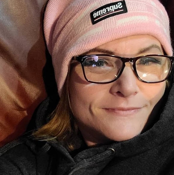 Meet your Posher, Jean - Picture 2 of 12